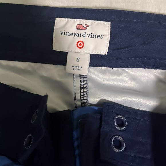Blue Vineyard Vines Swim Shorts. Size small. Great condition - Picture 2 of 3